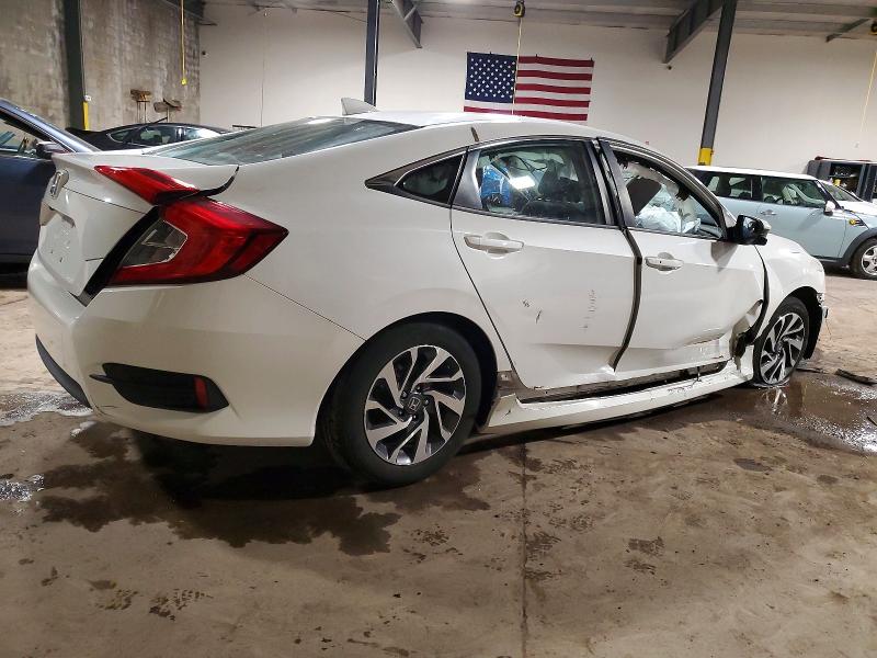 Photo 3 from auction – 2018 HONDA CIVIC EX with VIN 2HGFC2F77JH570058