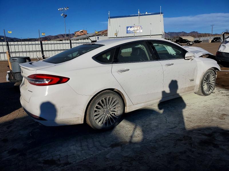 Фото 3 с аукциона – 2017 FORD FUSION с VIN 3FA6P0SU8HR247516