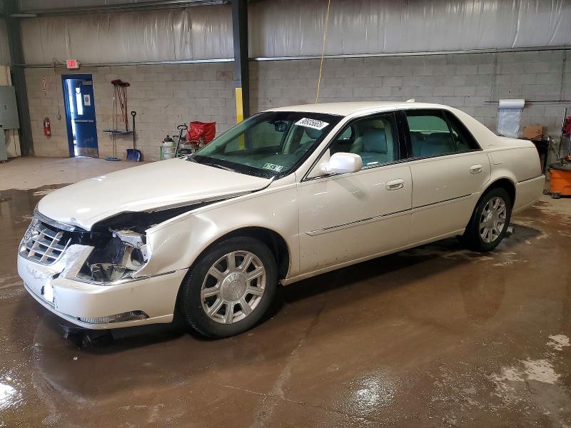 CADILLAC DTS 2011 with VIN 1G6KA5E6XBU133864 - Photo from auction