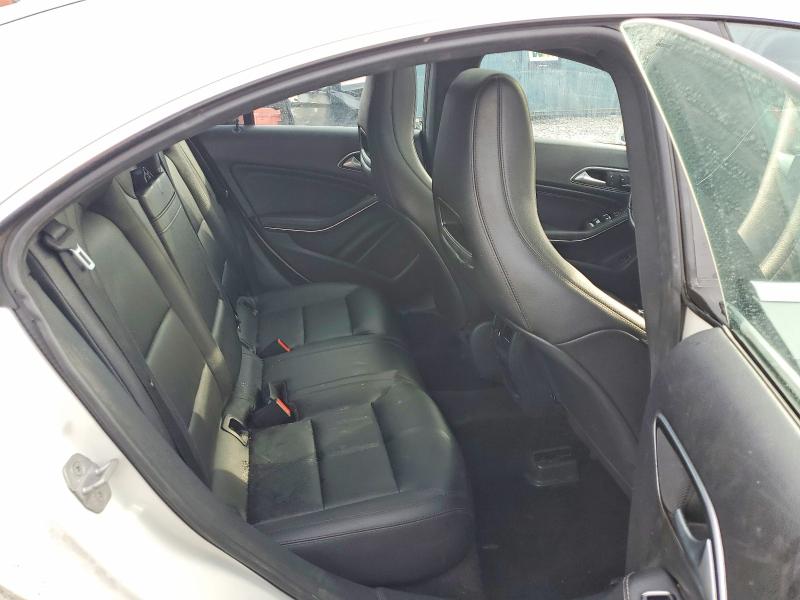 Photo 10 from auction – 2015 MERCEDES-BENZ CLA with VIN WDDSJ4EB9FN246408