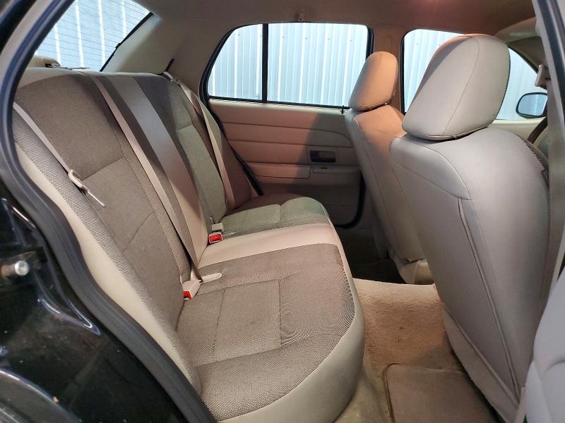 Photo 10 from auction – 2007 FORD CROWN VICT with VIN 2FAHP71W67X136676