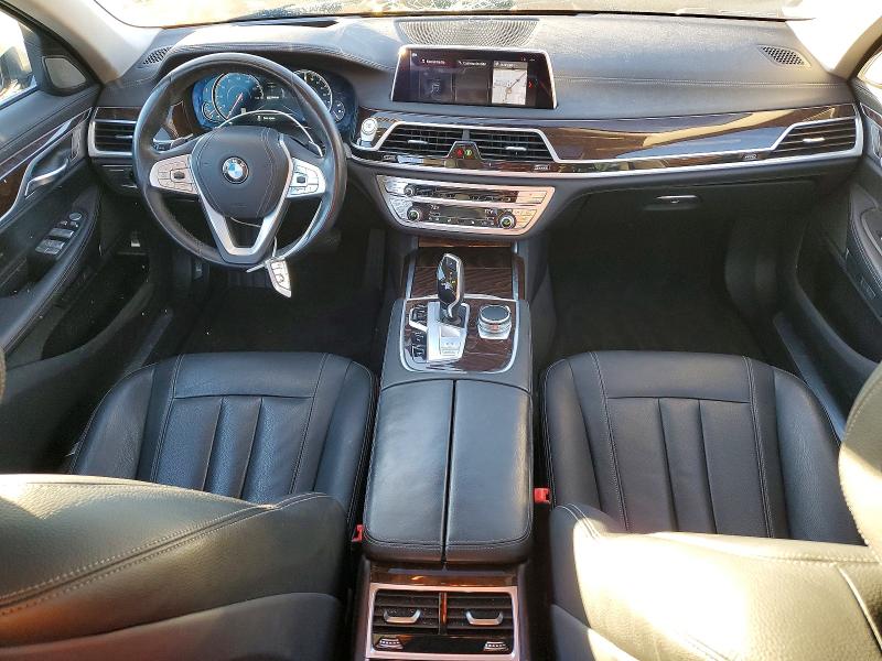 Photo 8 from auction – 2018 BMW 740 with VIN WBA7J2C56JG938380