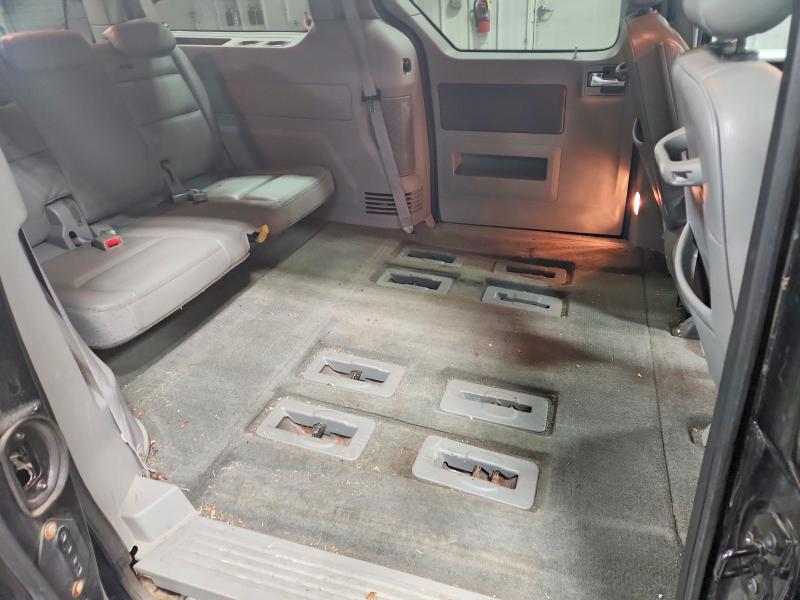 Photo 11 from auction – 2006 FORD FREESTAR L with VIN 2FMDA58236BA13703