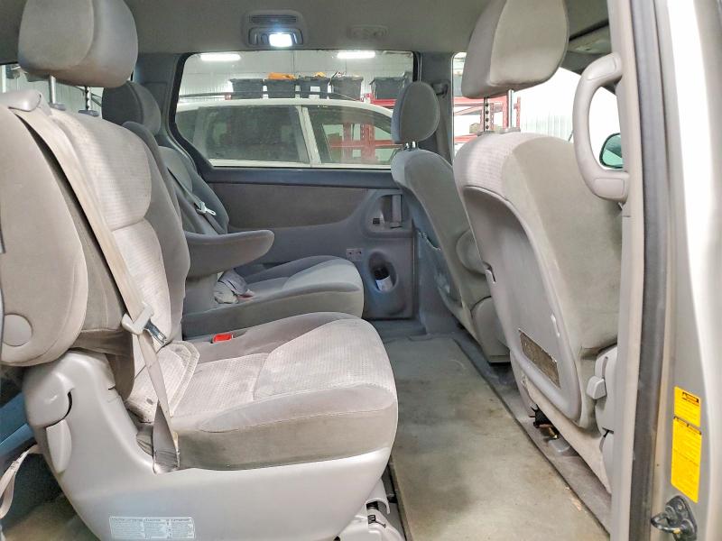 Photo 11 from auction – 2008 TOYOTA SIENNA CE with VIN 5TDZK23C08S163081