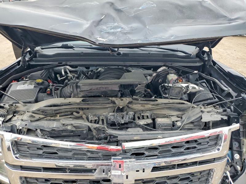 Photo 12 from auction – 2017 CHEVROLET SUBURBAN with VIN 1GNSCHKC0HR249337