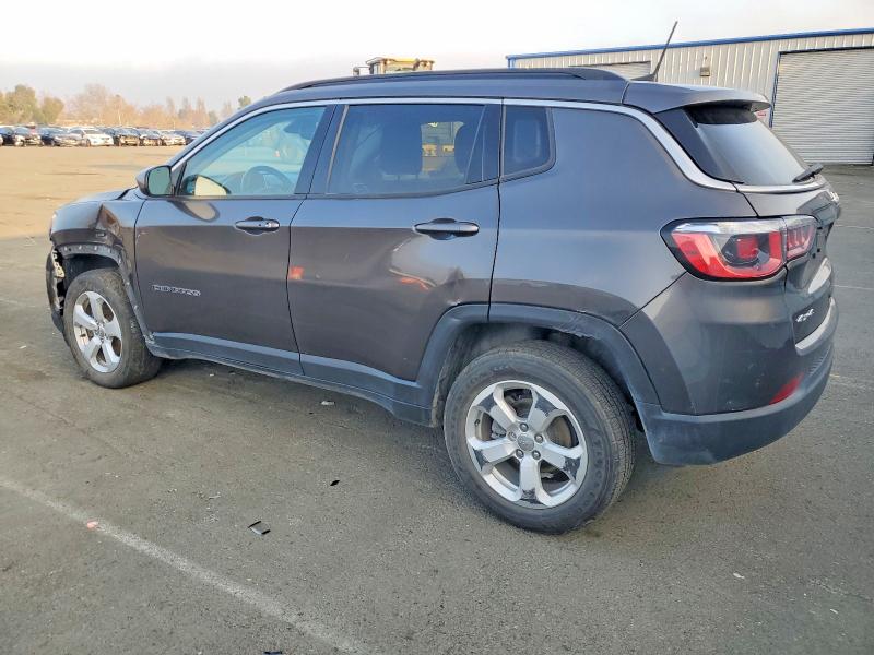 Photo 2 from auction – 2020 JEEP COMPASS with VIN 3C4NJDBB4LT131982