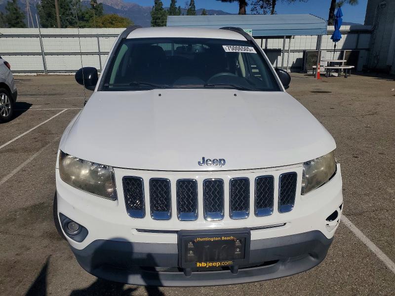 Photo 5 from auction – 2016 JEEP COMPASS with VIN 1C4NJCBA4GD574050
