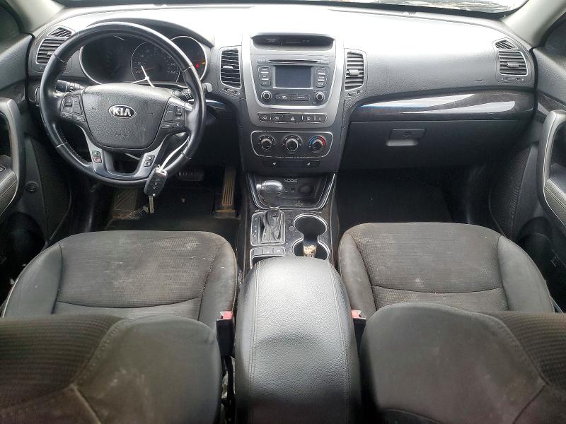 Photo 8 from auction – 2014 KIA SORENTO LX with VIN 5XYKT3A6XEG429751