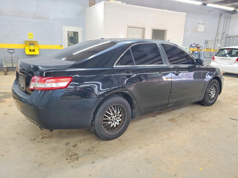 Photo 3 from auction – 2010 TOYOTA CAMRY BASE with VIN 4T1BF3EK2AU058216