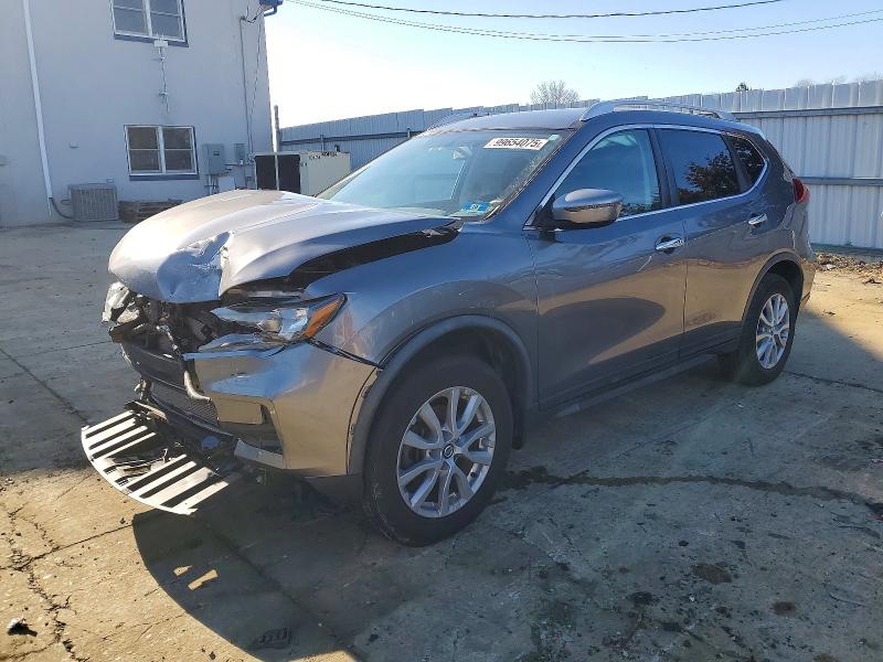 NISSAN ROGUE S 2018 with VIN KNMAT2MV3JP621836 - Photo from auction