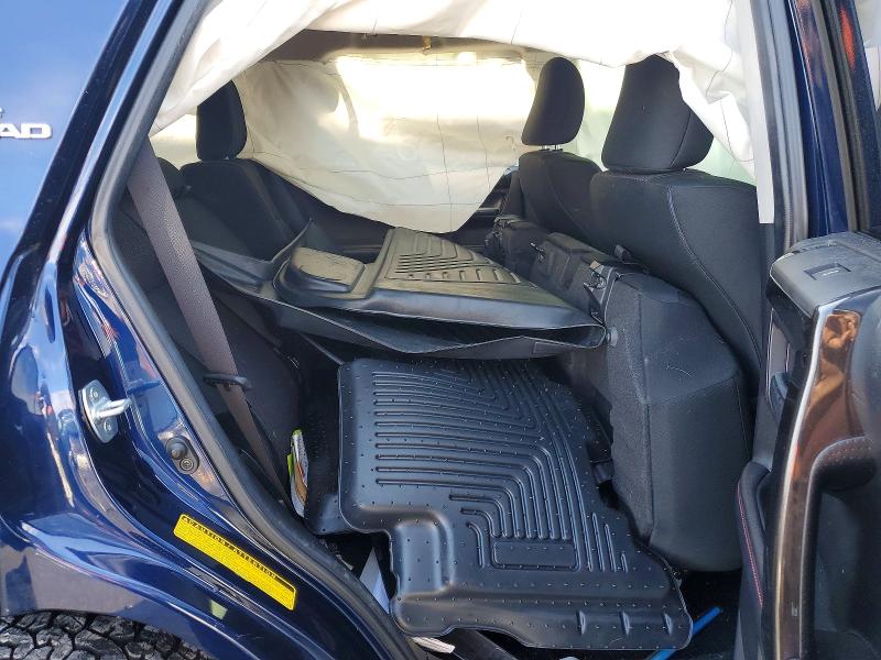 Photo 11 from auction – 2019 TOYOTA 4RUNNER with VIN JTEBU5JR8K5616201