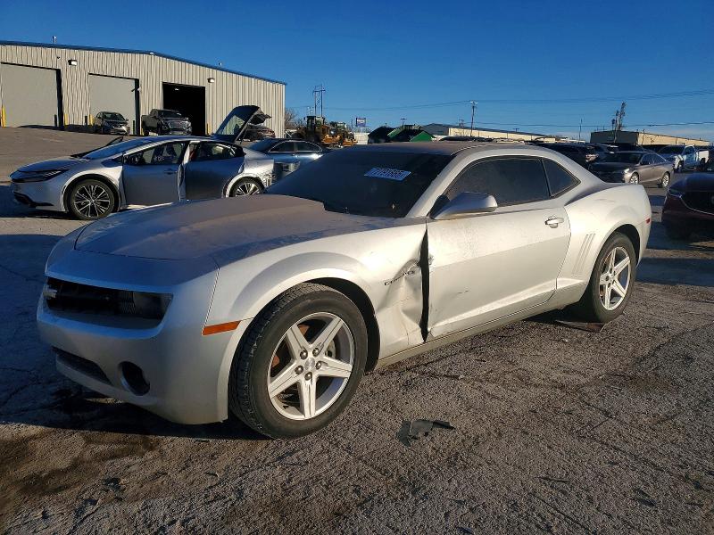 CHEVROLET CAMARO 2011 with VIN 2G1FB1ED6B9110994 - Photo from auction