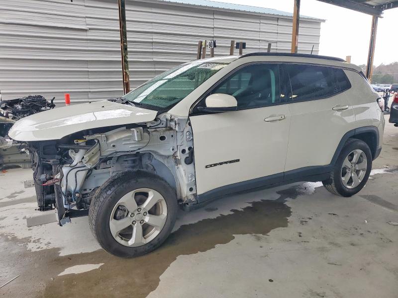 JEEP COMPASS LA 2018 with VIN 3C4NJCBB4JT441170 - Photo from auction