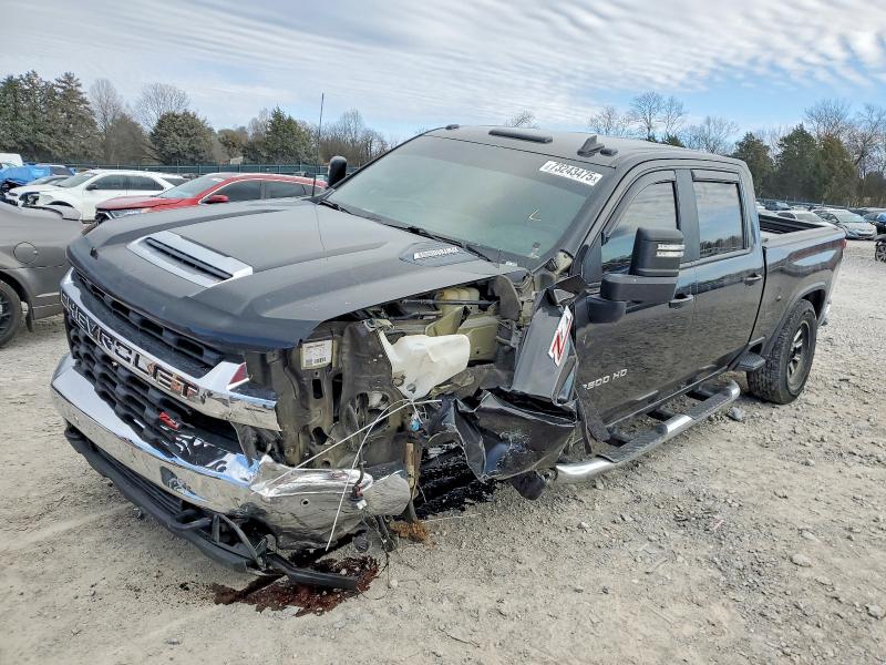 CHEVROLET SILVERADO 2021 with VIN 1GC4YNEY6MF137727 - Photo from auction