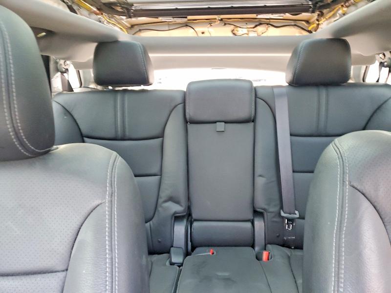 Photo 10 from auction – 2015 KIA SORENTO with VIN 5XYKW4A79FG645307