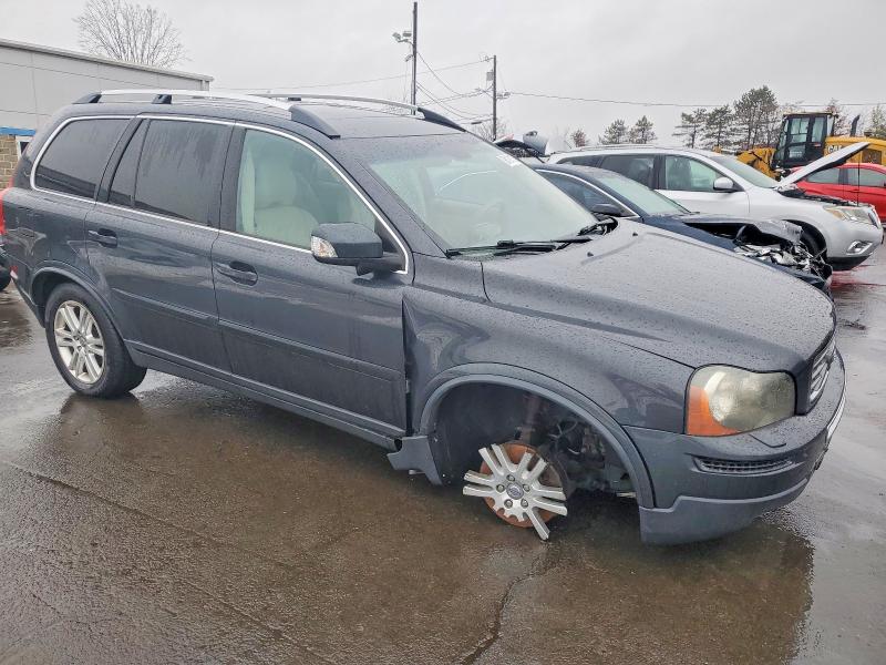 Photo 4 from auction – 2011 VOLVO XC90 with VIN YV4952CZ5B1570374