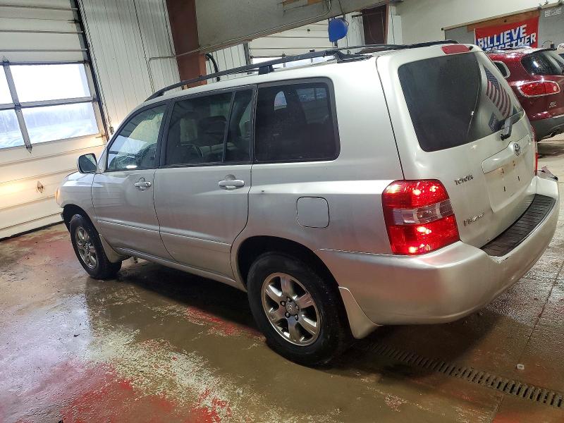 Photo 2 from auction – 2005 TOYOTA HIGHLANDER with VIN JTEEP21A550070066