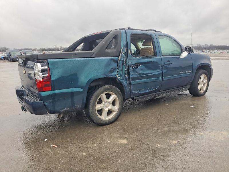 Photo 3 from auction – 2007 CHEVROLET AVALANCHE with VIN 3GNEC12037G170916