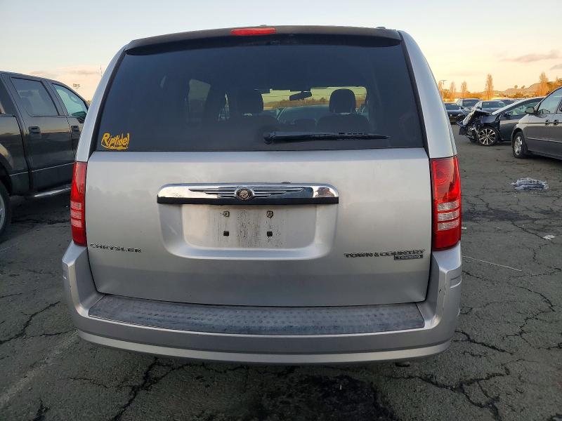 Photo 6 from auction – 2010 CHRYSLER TOWN & COU with VIN 2A4RR5D16AR397745