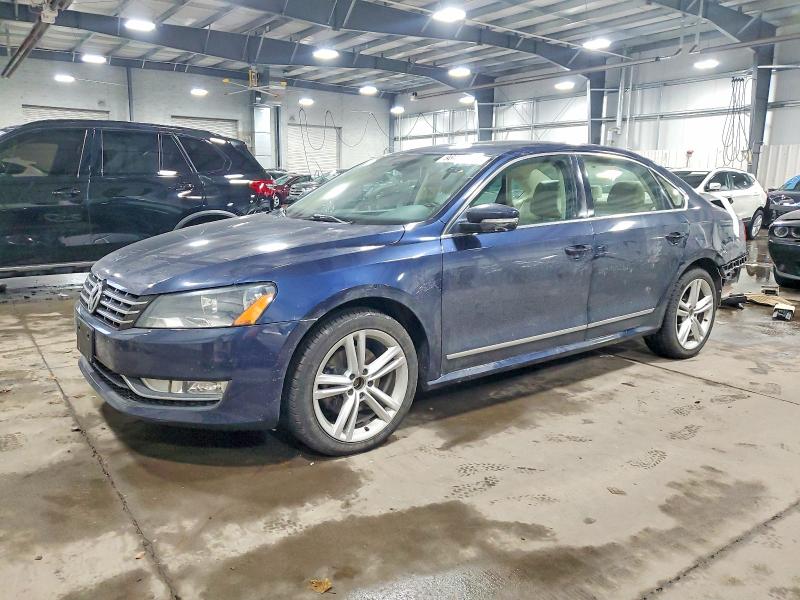 Photo 1 from auction – 2013 VOLKSWAGEN PASSAT SEL with VIN 1VWCN7A3XDC107915