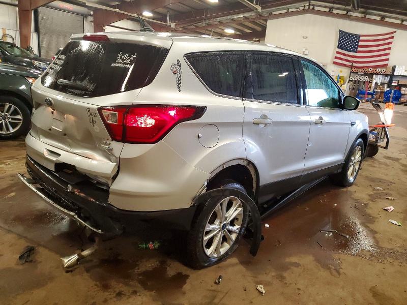 Photo 3 from auction – 2019 FORD ESCAPE with VIN 1FMCU9GD9KUA17255