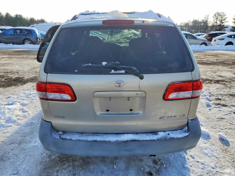 Photo 6 from auction – 2002 TOYOTA SIENNA LE with VIN 4T3ZF13C32U429892