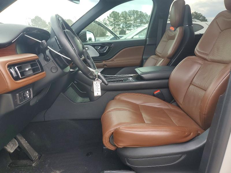 Photo 7 from auction – 2022 LINCOLN AVIATOR with VIN 5LM5J7WC8NGL03421