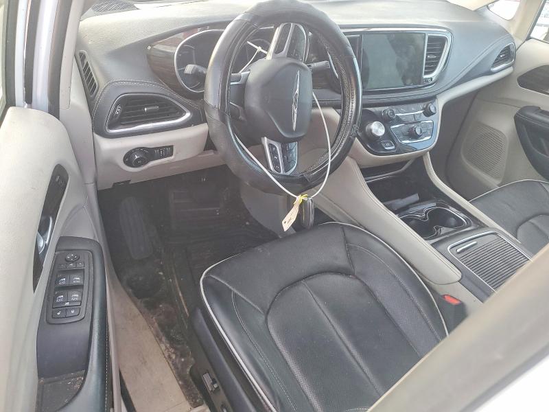 Photo 8 from auction – 2023 CHRYSLER PACIFICA with VIN 2C4RC1S79PR612244
