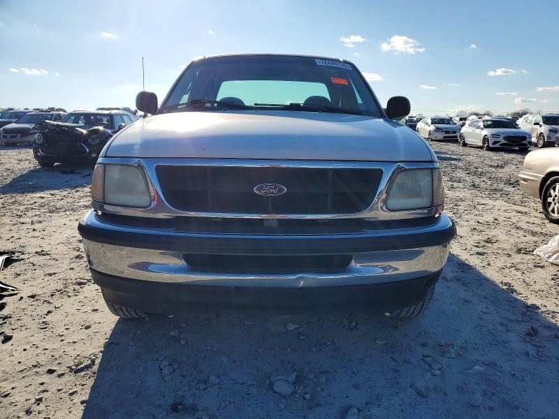 Photo 5 from auction – 1998 FORD F250 with VIN 1FTPX2762WKC21189