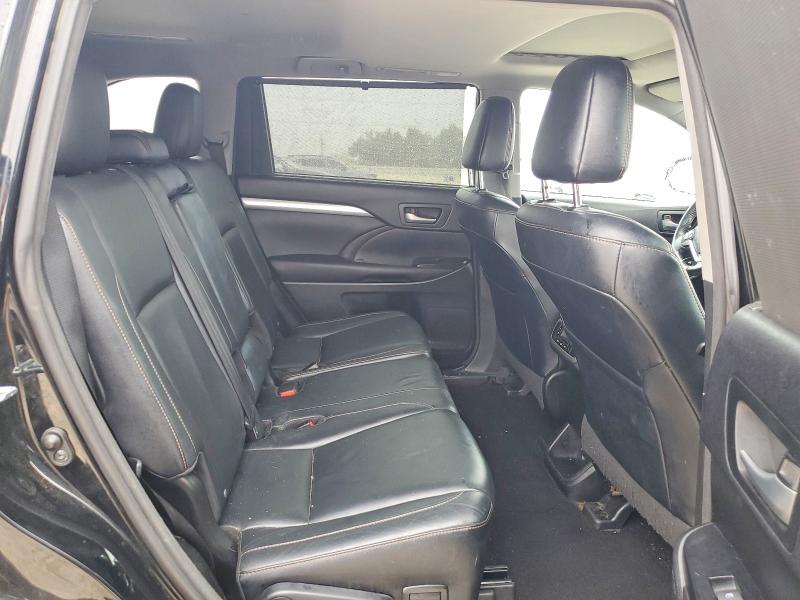 Photo 11 from auction – 2016 TOYOTA HIGHLANDER with VIN 5TDJKRFH4GS321840
