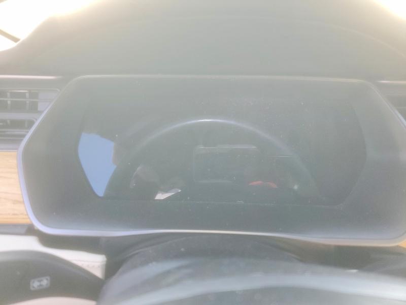 Photo 9 from auction – 2020 TESLA MODEL S with VIN 5YJSA1E2XLF411059