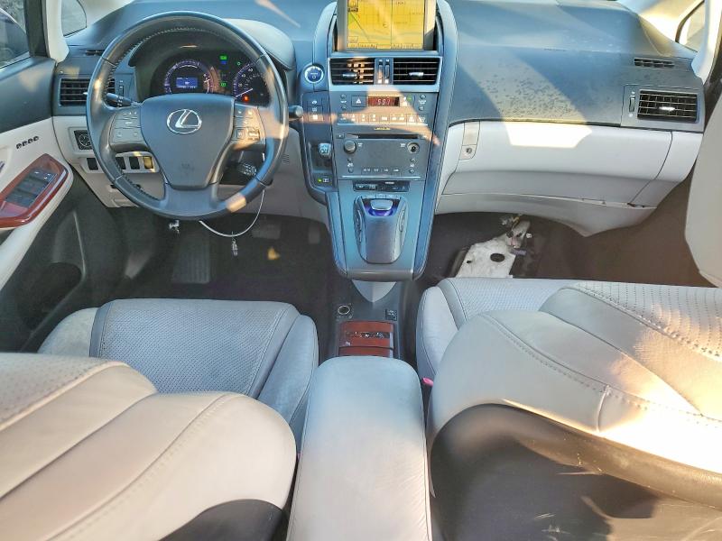 Photo 8 from auction – 2010 LEXUS HS 250H with VIN JTHBB1BA1A2016243