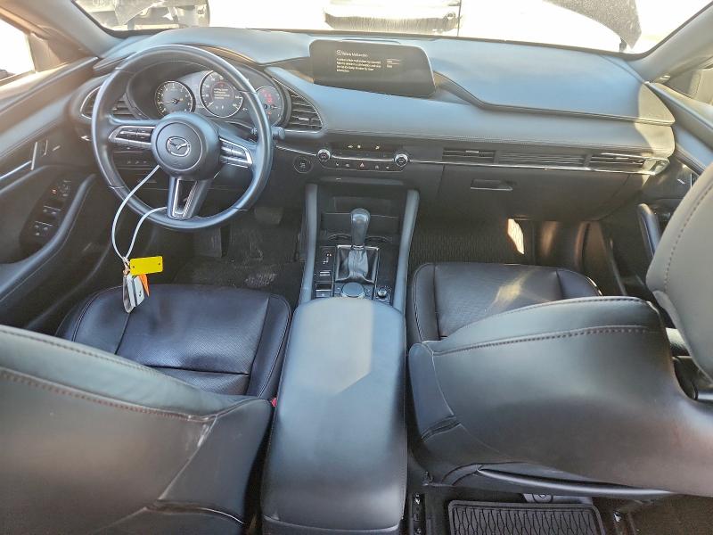 Photo 8 from auction – 2019 MAZDA 3 PREMIUM with VIN JM1BPANM3K1140482
