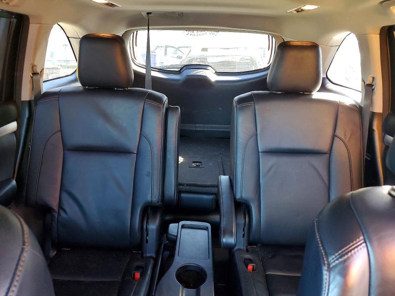 Photo 10 from auction – 2018 TOYOTA HIGHLANDER with VIN 5TDKZRFH4JS546931