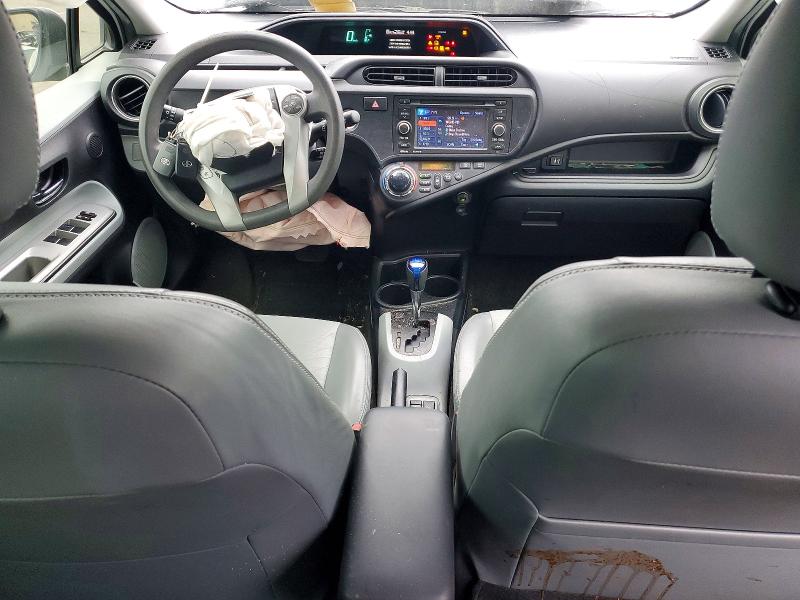 Photo 8 from auction – 2012 TOYOTA PRIUS C with VIN JTDKDTB33C1018285