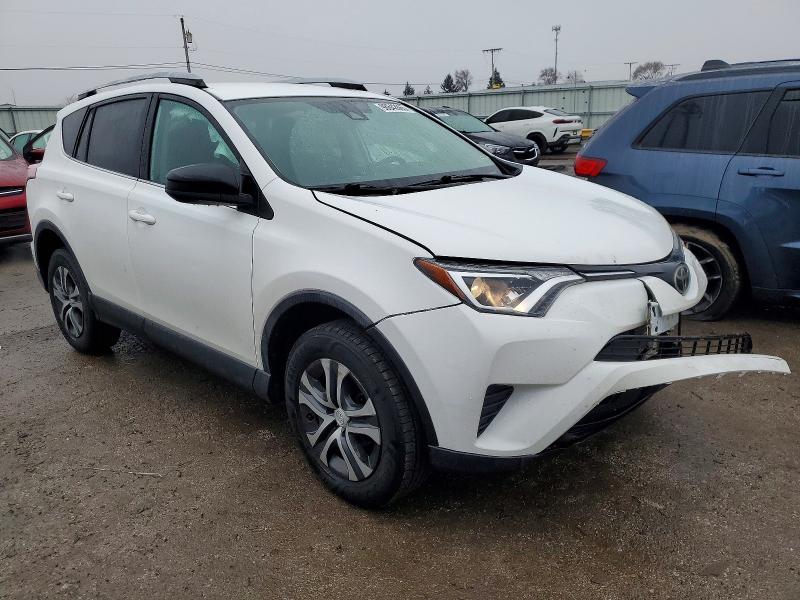 Photo 4 from auction – 2017 TOYOTA RAV4 LE with VIN 2T3BFREVXHW581420