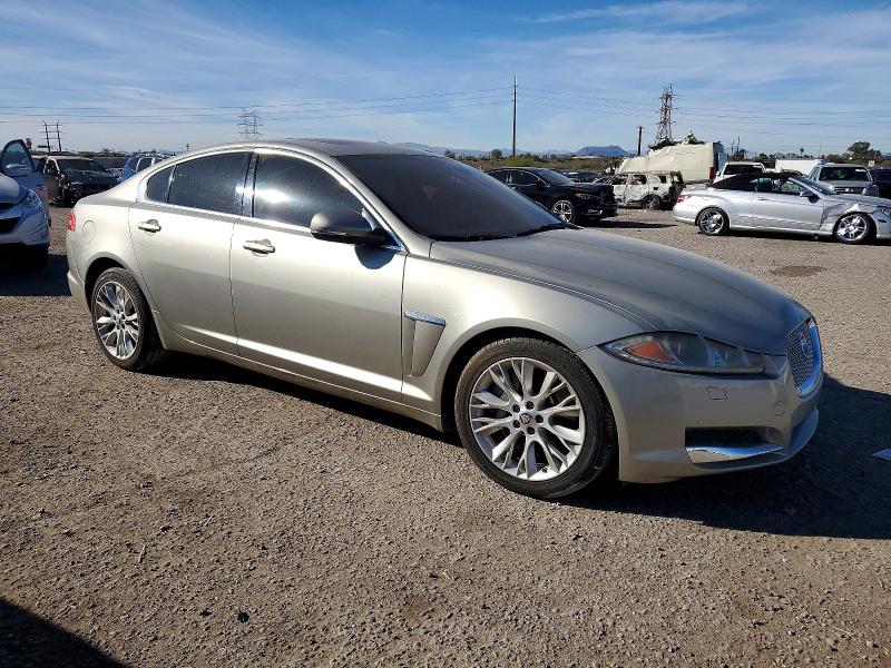 Photo 4 from auction – 2013 JAGUAR XF with VIN SAJWA0E76D8S87687
