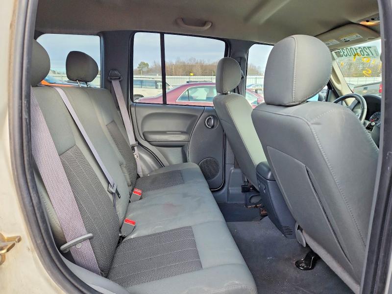 Photo 10 from auction – 2005 JEEP LIBERTY LI with VIN 1J4GL58K25W716258