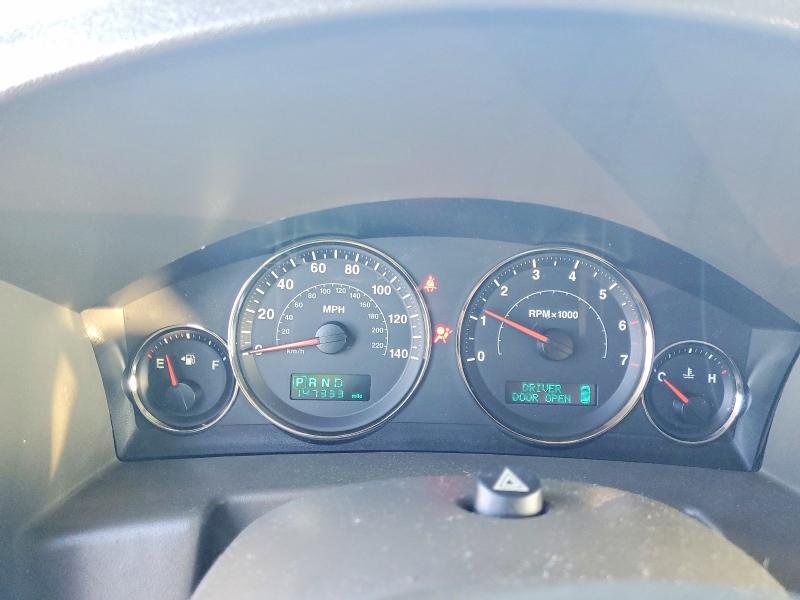 Photo 9 from auction – 2006 JEEP COMMANDER with VIN 1J8HG48K66C103838