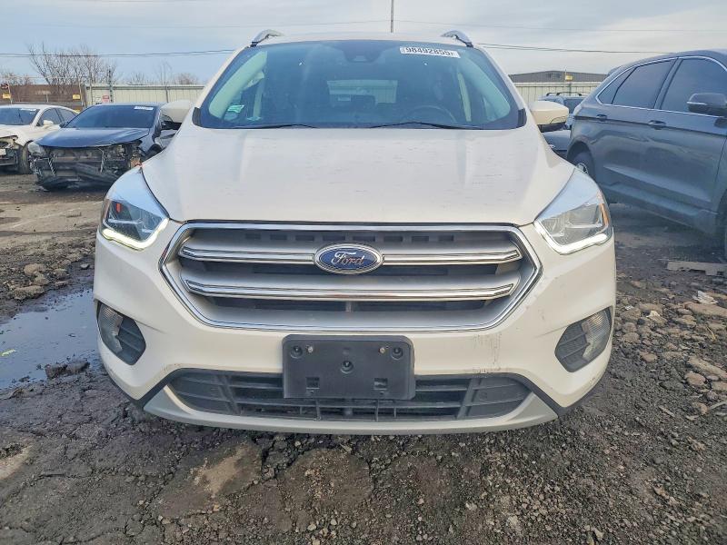 Photo 5 from auction – 2017 FORD ESCAPE TIT with VIN 1FMCU0J93HUB20714