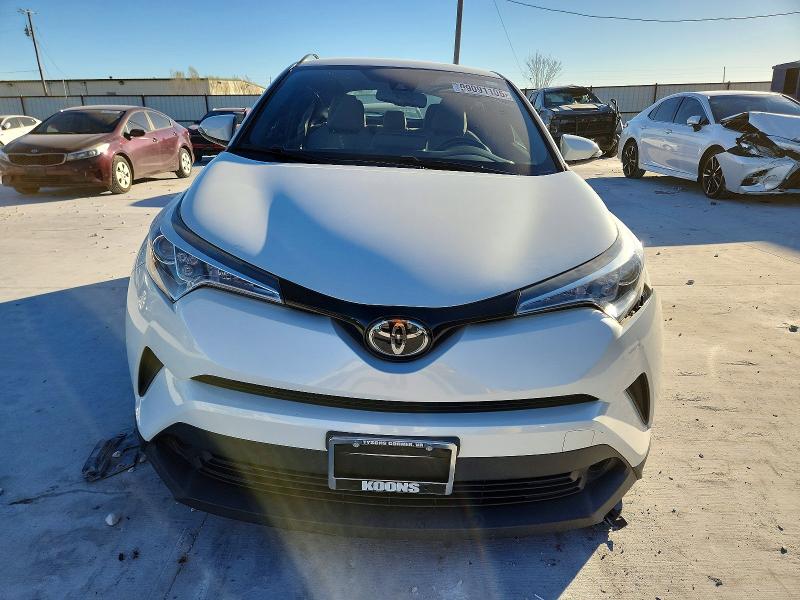 Photo 5 from auction – 2019 TOYOTA C-HR XLE with VIN NMTKHMBX0KR095046
