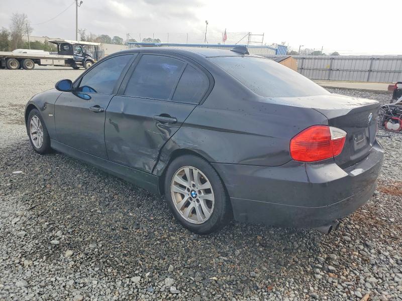Photo 2 from auction – 2007 BMW 328 I with VIN WBAVA375X7NE28578