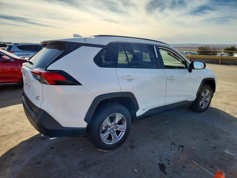 Photo 3 from auction – 2025 TOYOTA RAV4 LE with VIN JTMMWRFV7SD327904