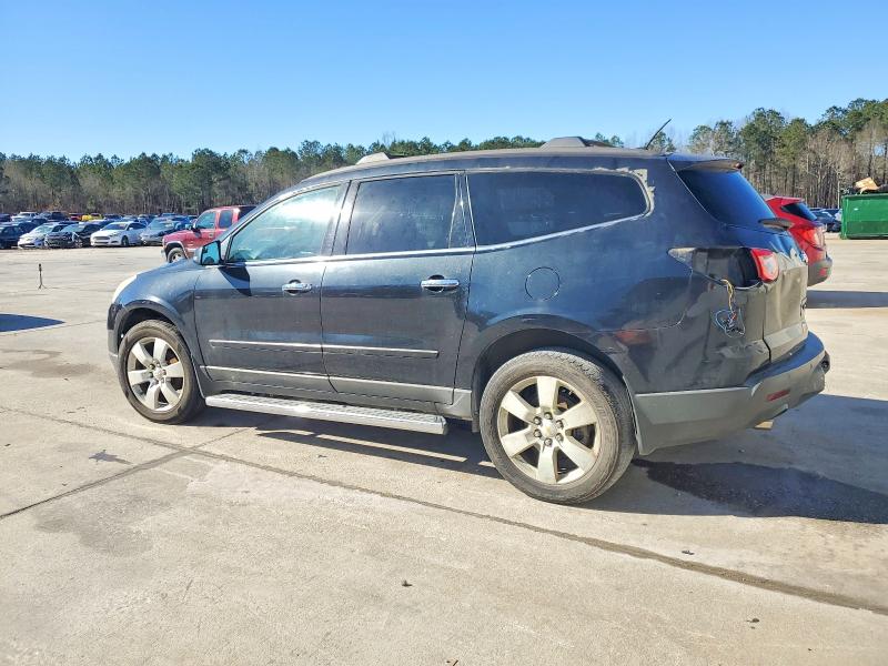 Photo 2 from auction – 2011 CHEVROLET TRAVERSE with VIN 1GNKRLED7BJ415817