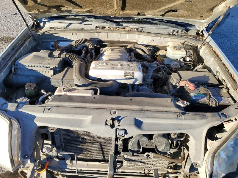 Photo 10 from auction – 2003 TOYOTA 4RUNNER SR with VIN JTEZT14R230005682