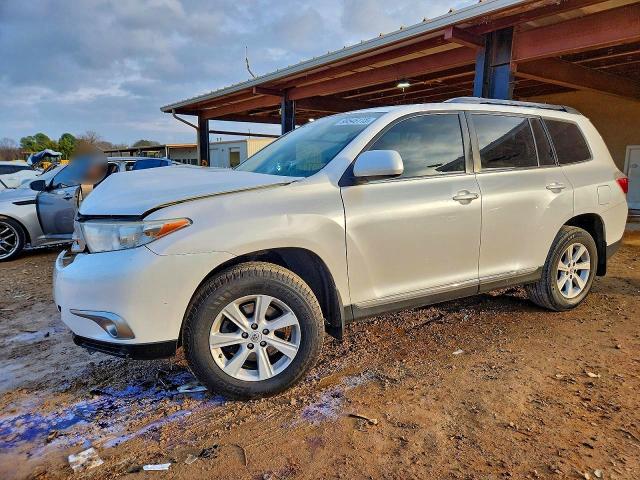 2013 TOYOTA HIGHLANDER - Търг №99545115