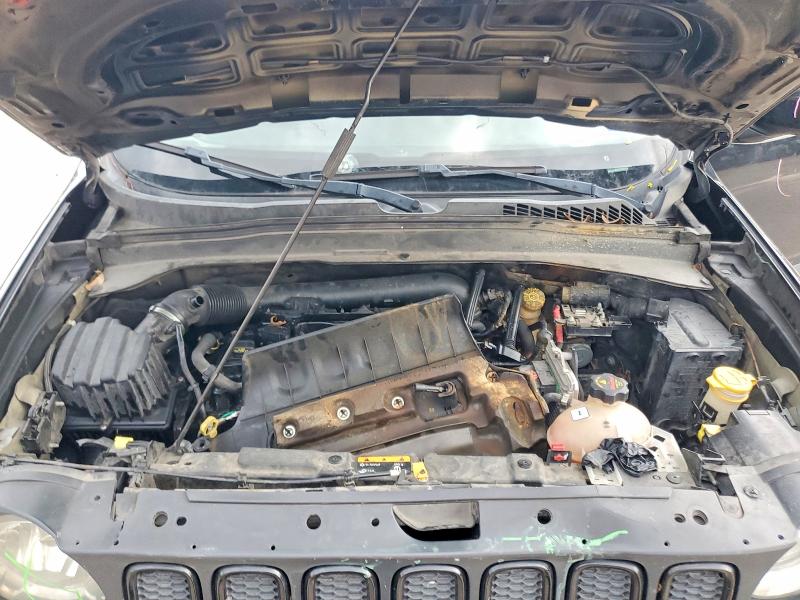 Photo 12 from auction – 2018 JEEP RENEGADE with VIN ZACCJABB2JPH61140