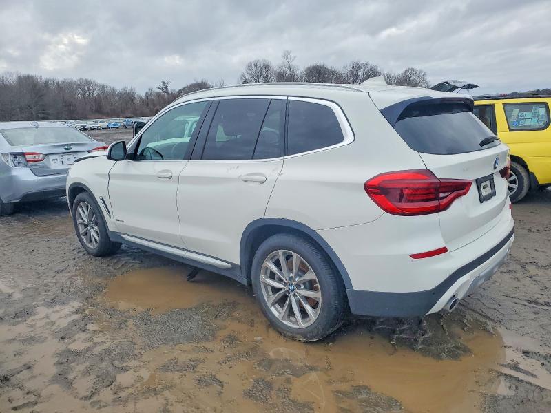 Photo 2 from auction – 2018 BMW X3 XDRIVE3 with VIN 5UXTR9C50JLC79482