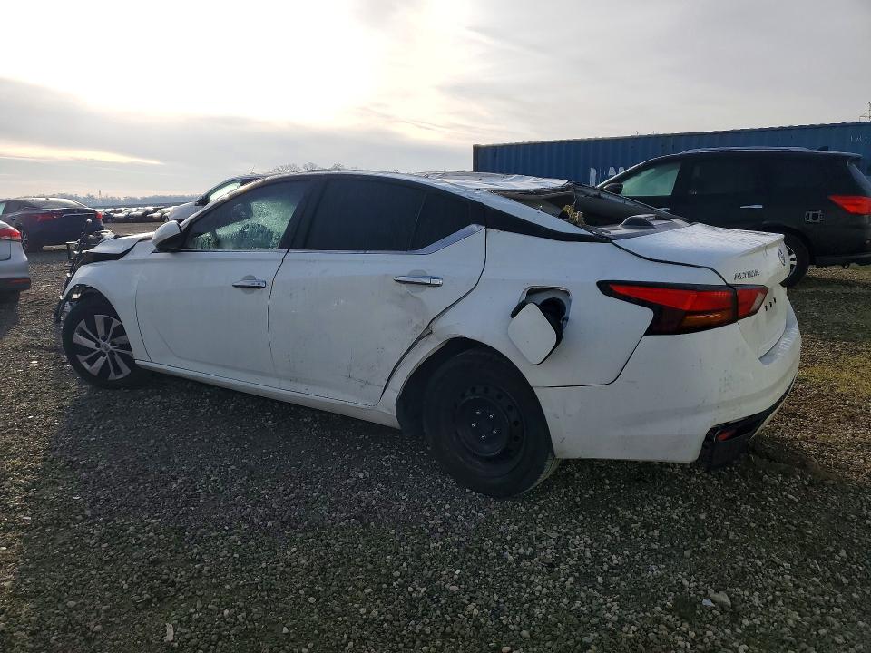 Photo 2 from auction – 2021 NISSAN ALTIMA with VIN 1N4BL4BV5MN402725