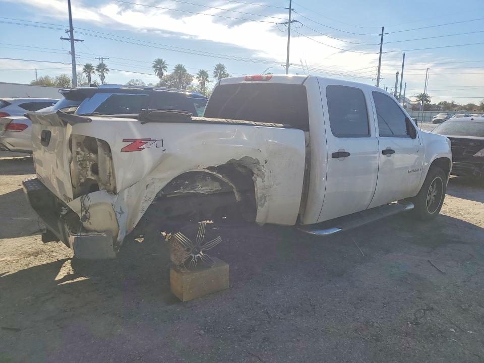 Photo 3 from auction – 2007 GMC NEW SIERRA with VIN 3GTEC13J47G532431